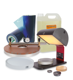 Règles, lampe, calibres, stands et produits de lavage, nettoyage et protection