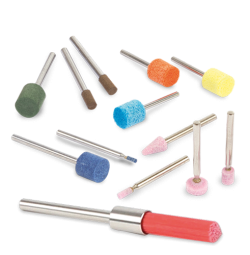 Outils abrasifs sur tige pour le polissage