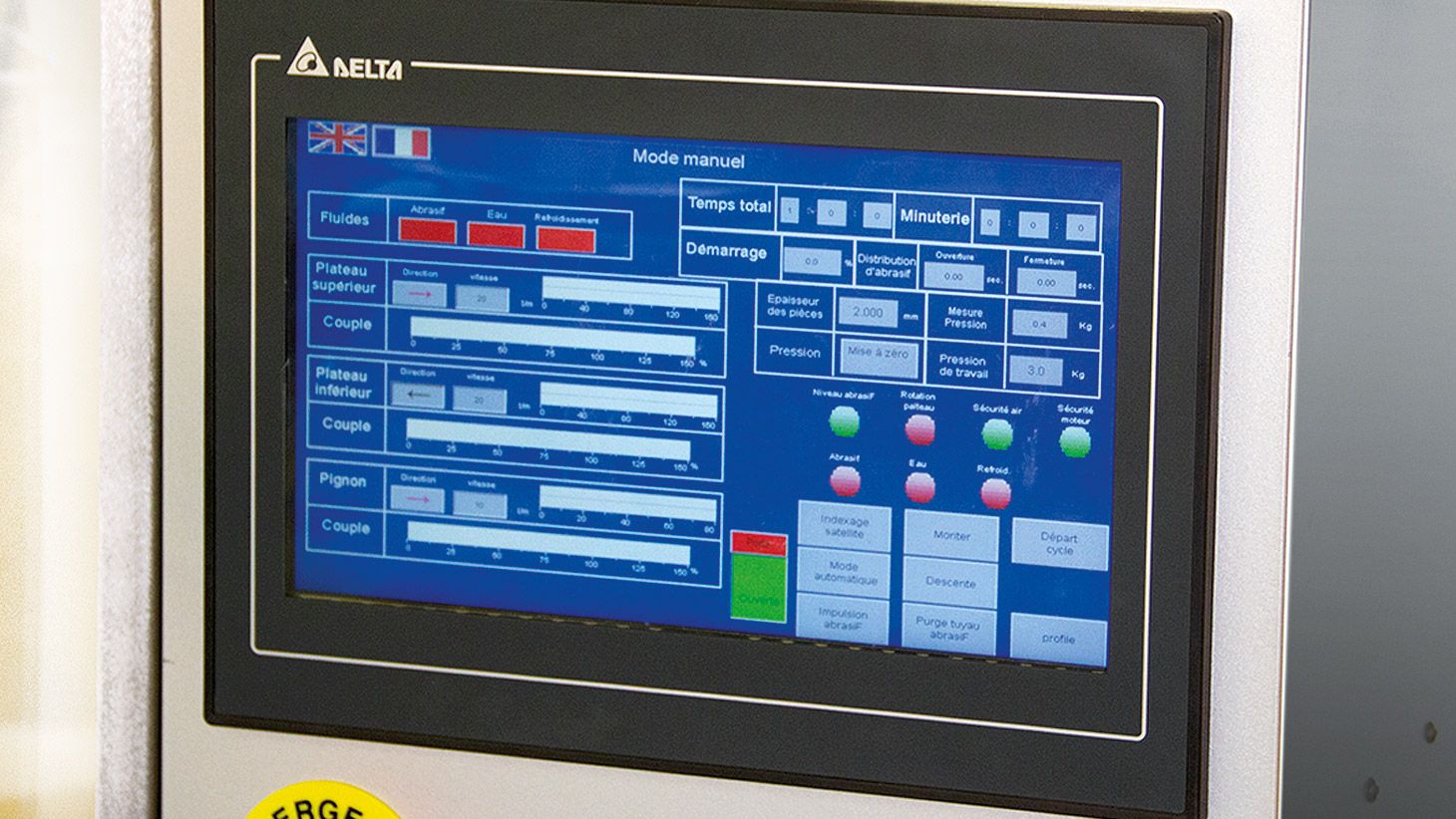 10.5’ touch screen control interface